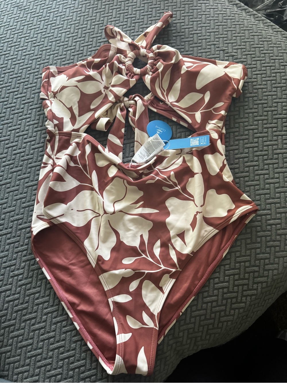 Cupshe Mauve and Cream Floral Cutout One-Piece Swimsuit